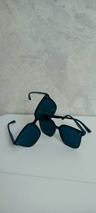 Продам очки крутые
