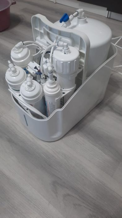 Фильтр для воды почти новый