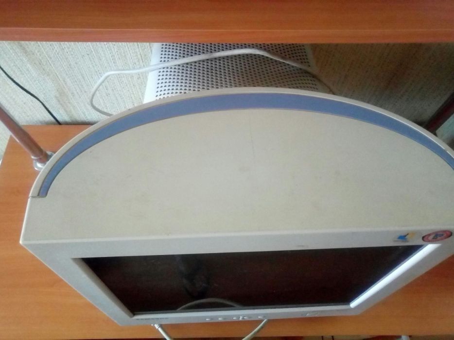Монитор Samsung.