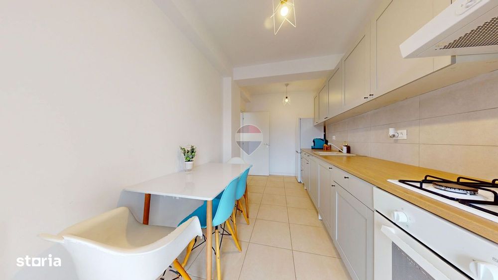 Apartament cu 2 camere de închiriat în UNO Brașov | Balcon generos