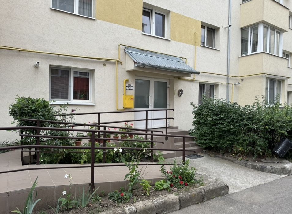 Apartament 2 camere de inchiriat
