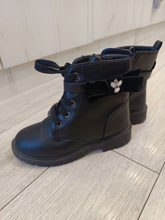 Детски черни боти,номер 32