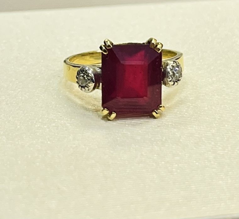 Златен дамски сет рубини и диаманти