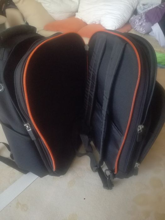 Vând rucsac doi în unu