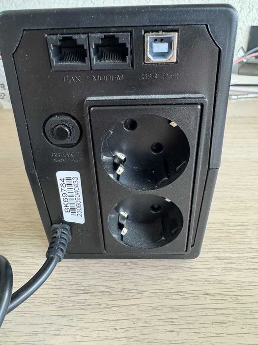 UPS Breckner Germany 800VA / 480W – baterie 9Ah – 2 prize Schuko – LCD