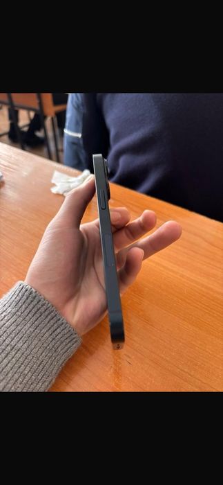 Айфон 14 с каропкой