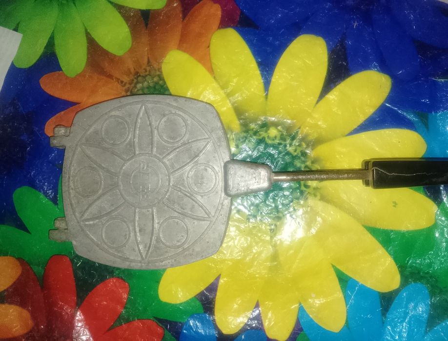 Орешницы для выпечки на газе.gazda pishirish uchun findiq yong'oqlari