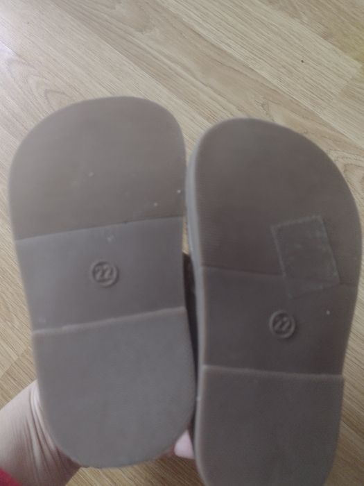 Ghetuțe fetițe aurii