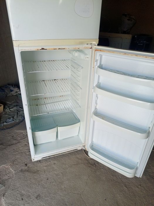 Срочно продаётся холодильник Н украинский орд воздушное охлажде