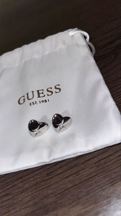 Cercei GUESS woman