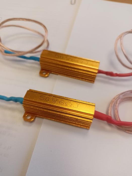 Резистори за Led светлини мигачи