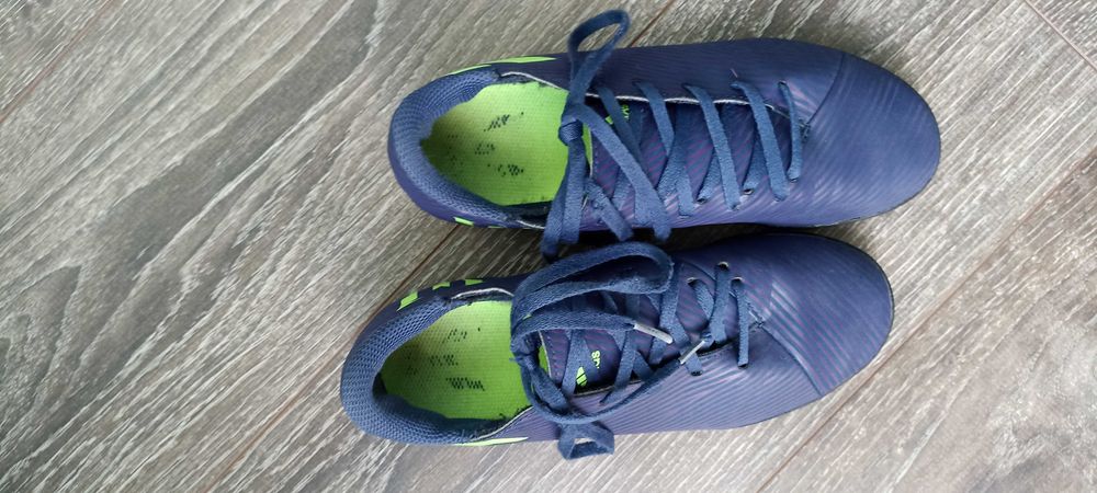 Спортни обувки/стоножки