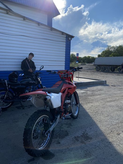 Продам эндуро 250