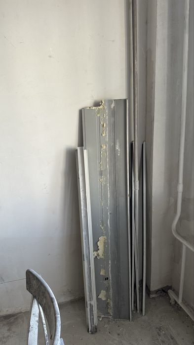 Пластиковык двери окна подоконники.