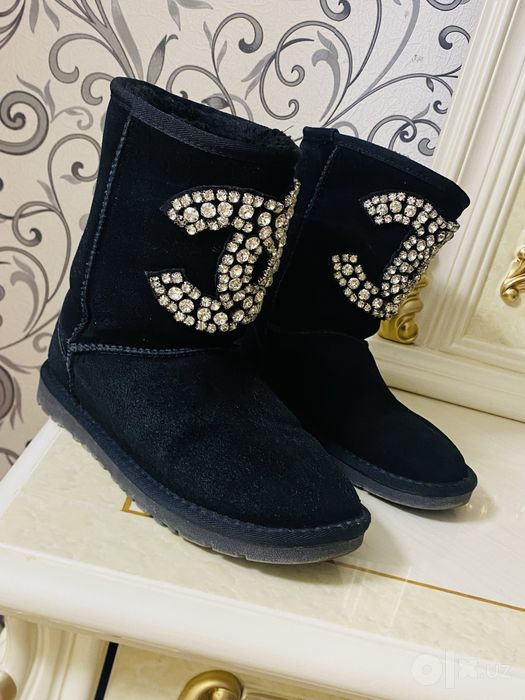 Uggi jenskiye 38 razmer