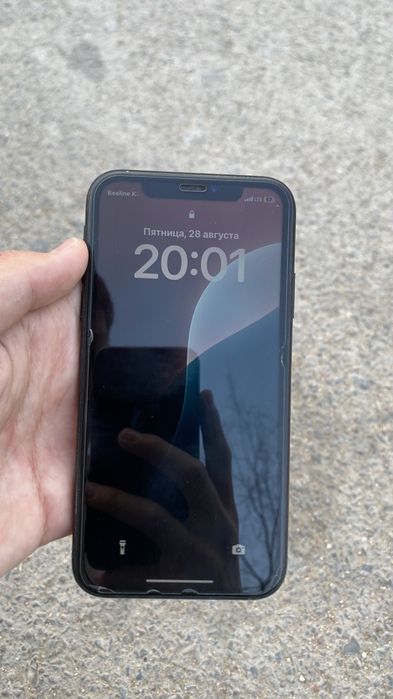 Iphone Xr в хорошем состоянии