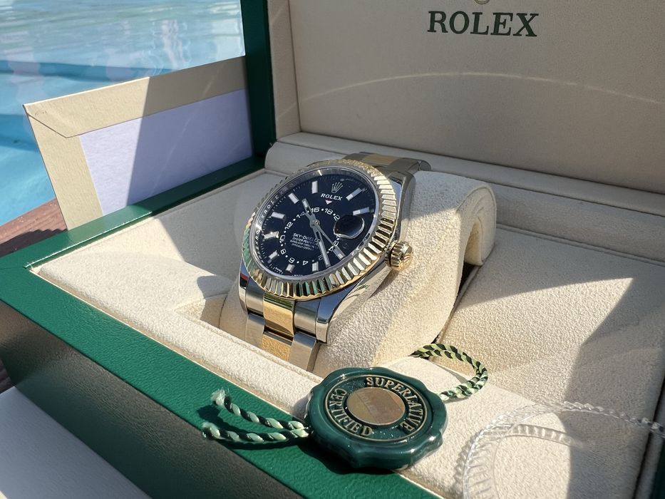 Rolex Sky Dweller Two Tone Gold 42mm Dial Negru