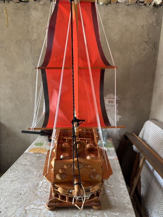 Корабль,колекционый