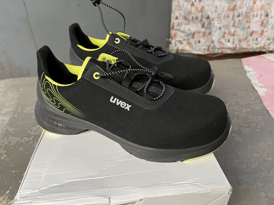 Vand pantofi protectie Uvex marimea 42