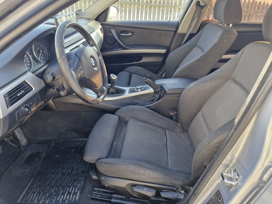 Vând BMW e90 stare buna de funcționare