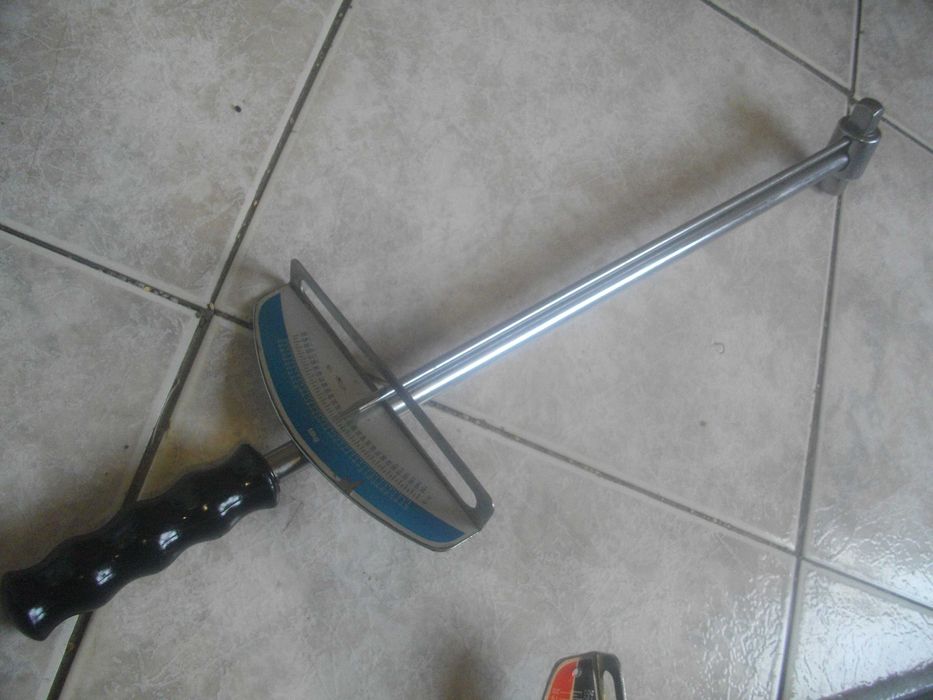 Немски профи ръчен динамометричен ключ 150-200 Nm Стрелкови Индикация