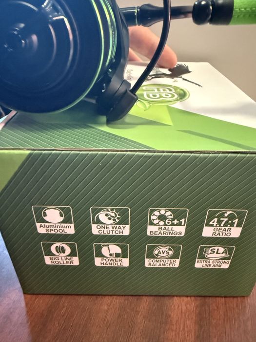 Mulineta Feeder FB ULTIMATE 8000 9+1 Rulmenti NEW 2024