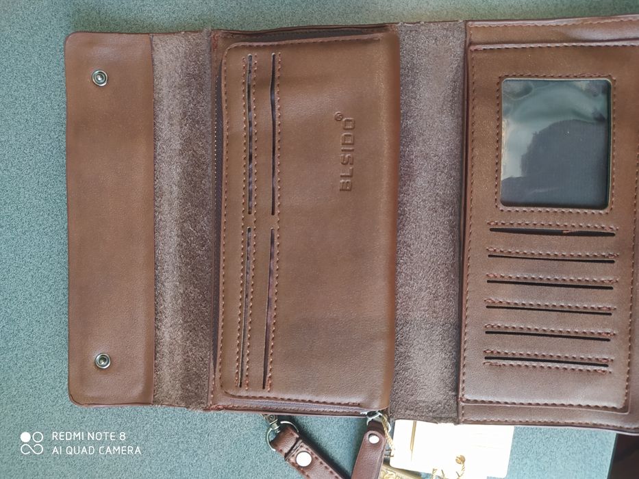 Срочно продам барсетка