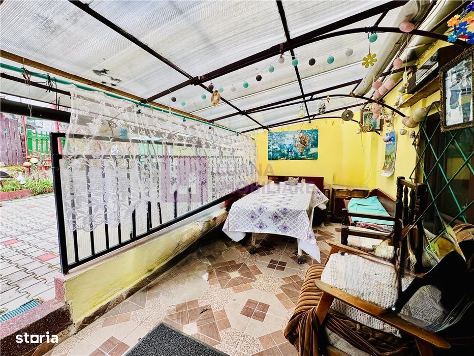 Casa individuala de vanzare in Nucet | Rosia | teren 747 mp | livada,