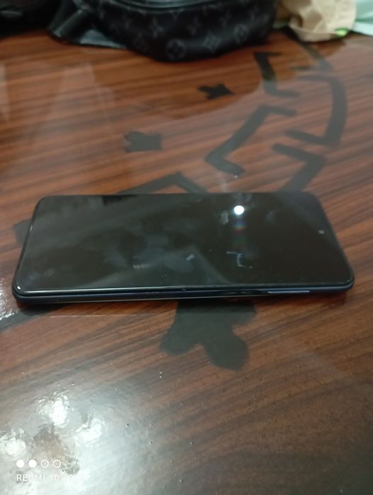 Redmi note 9s sotiladi