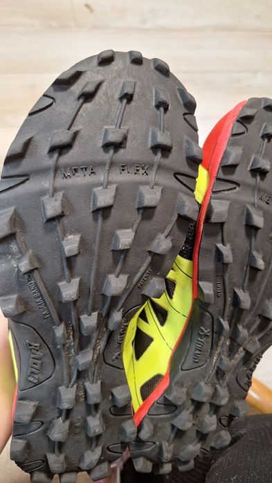 Кроссовки INOV-fit8