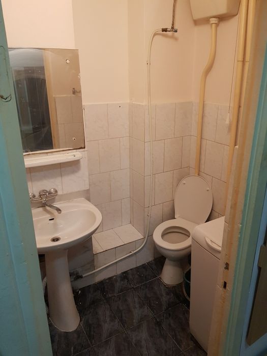 Închiriez apartament cu 2 camere COMPLEX STUDENTESC