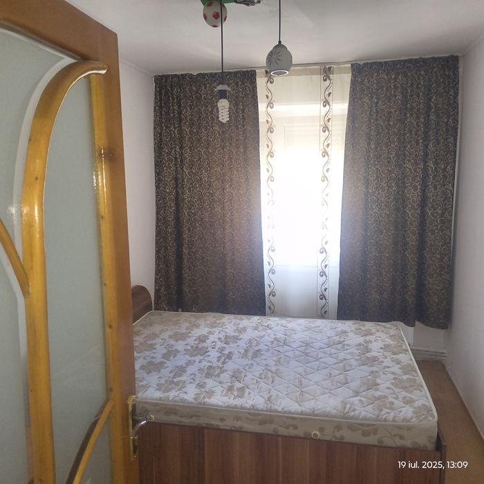 Vând apartament 3 camere confort 1