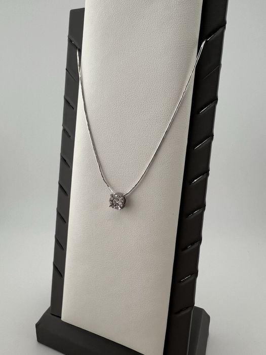 Колье Appel с бриллиантом