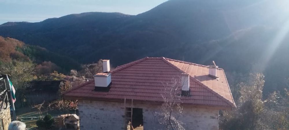 Ремонт на покриви в цялата страна