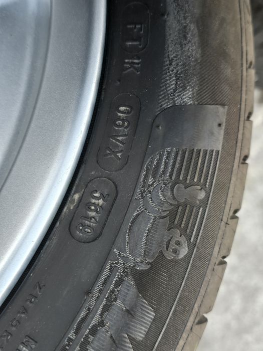 4 Броя 195/55/16 Michelin 2x6,8mm 19dot 2x6mm 23dot