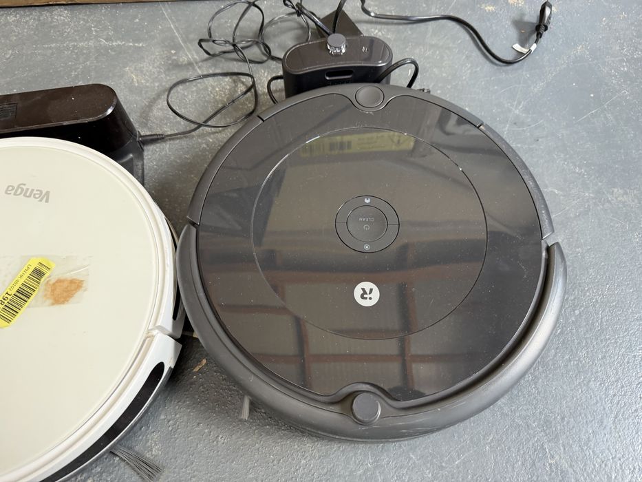 Aspirator robot - 3 bucati