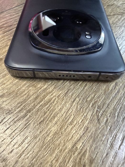Honor magic 6 pro 12/512gb Перфектен!