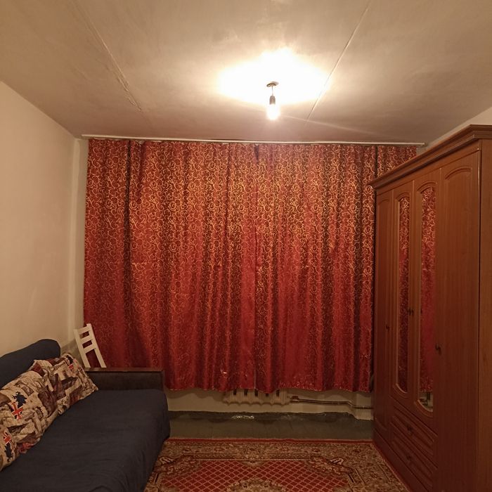 Продам шторы и тюль.