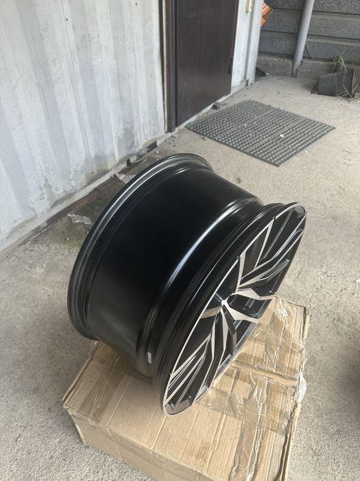 Диск на Бмв новый