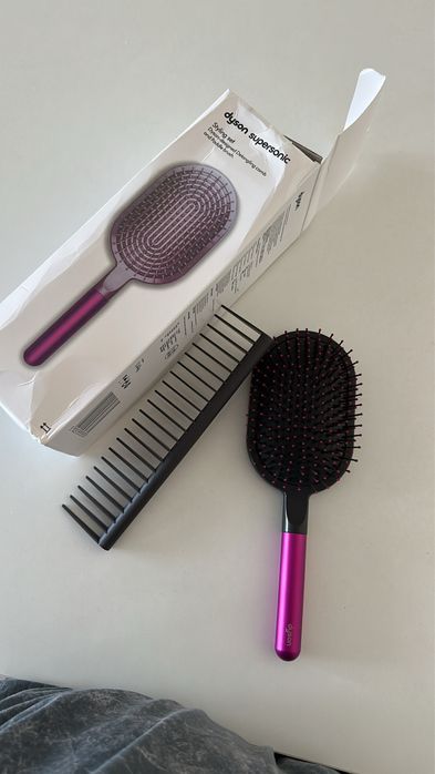 Продаю Dyson оригинал