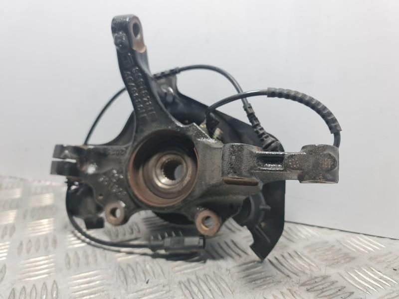 Fuzeta stanga fata Opel Adam