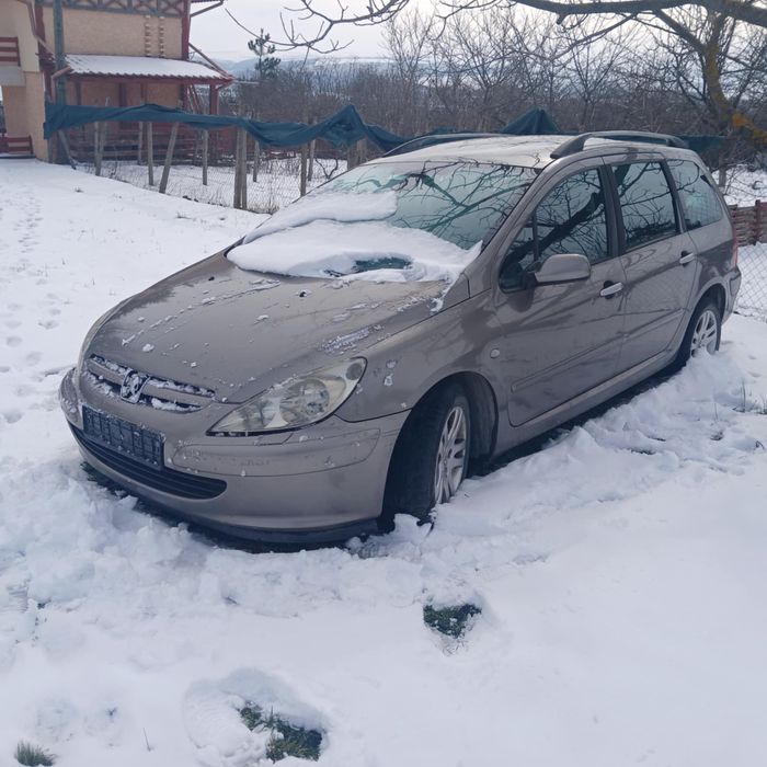 Пежо SW дизел 2003 г.