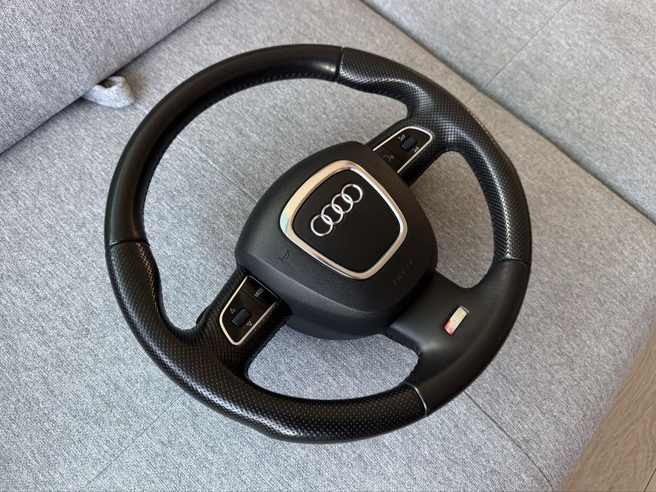 S-line мулти волан с пера + airbag за Ауди Q5 / A5 (2009-2012)