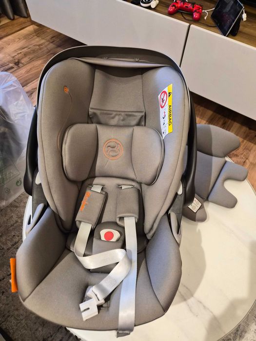 Столче за кола Cybex Cloud G