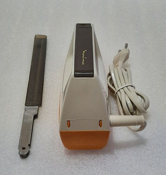 Cuțit electric Moulinex Tip 24602, Cod 200, 100W