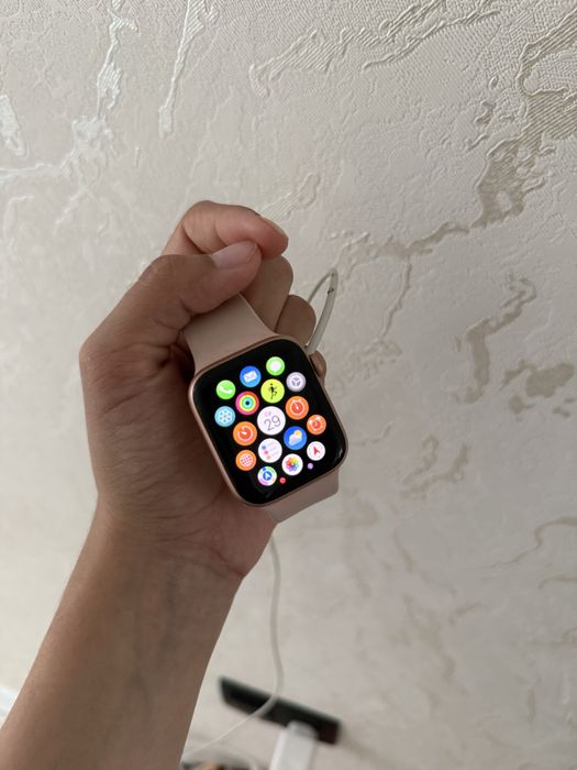 Эпл вотч SE 44mm