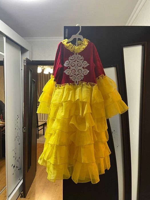 Продам Платье на Наурыз