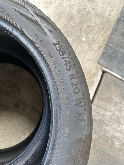 Set anvelope 285/40 R20 - 255/45 R20 Continental vară