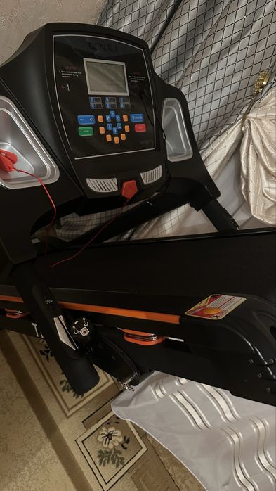 Продается беговая дорожка Genau TR-50