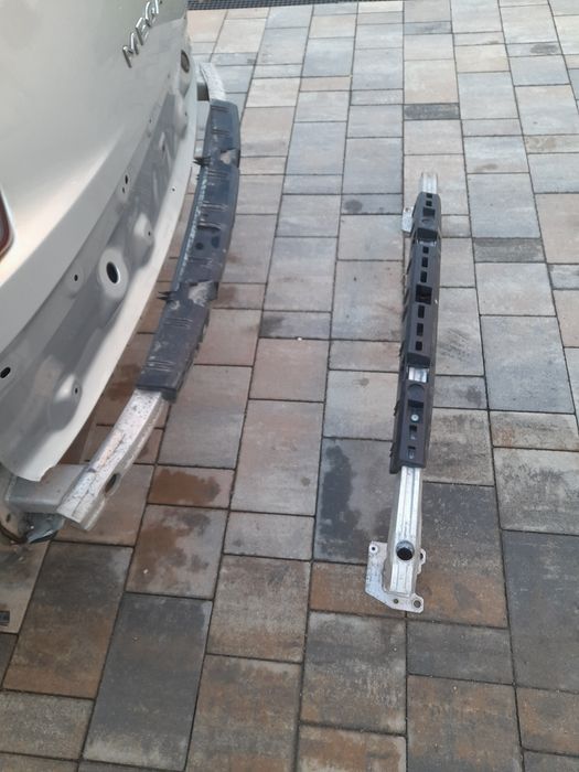 Armătura Întaritura Traversa  Bara Spate Renault Megane 3 Breack Lung